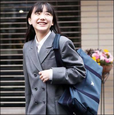 芦田愛菜の学校はどこ 中学高校と慶応義塾で成績優秀で制服がかわいい メモリア